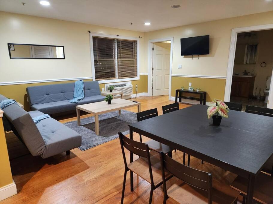 Classy 3 Bed Near Nyc With View! Apartment Union City Exterior photo